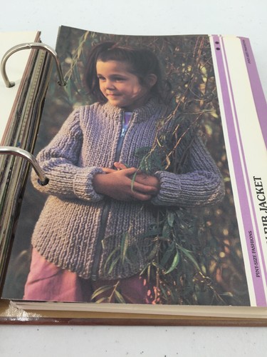 Simply Beautiful Knitting 76 Patterns 57 Techniques Finishing Designer Sheets - Picture 5 of 10