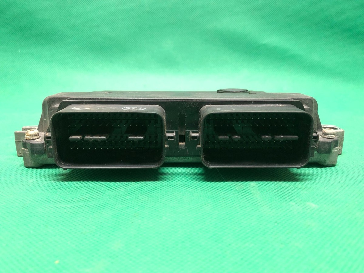 10-11 SUZUKI GRAND VITARA At CONTROL ECU ECM DENSO 33910-78K6 ECM