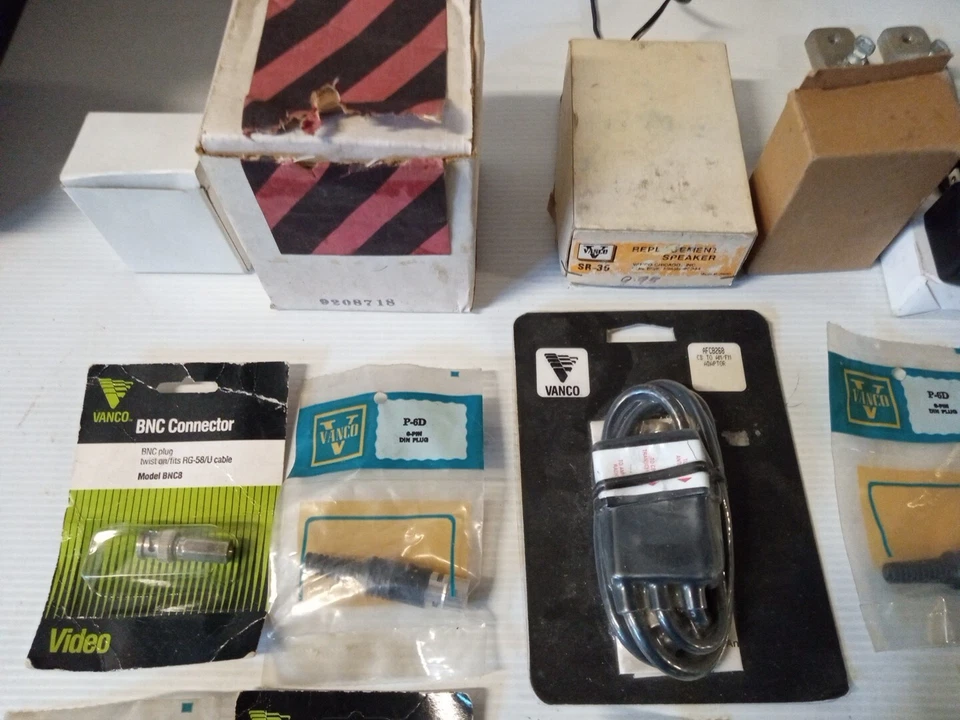 Gran Lote De Enchufes Vanco 6 Pin Din Radio Cb y Piezas De Altavoces P-6D + Más Trl7#72 Foto 2 de 4