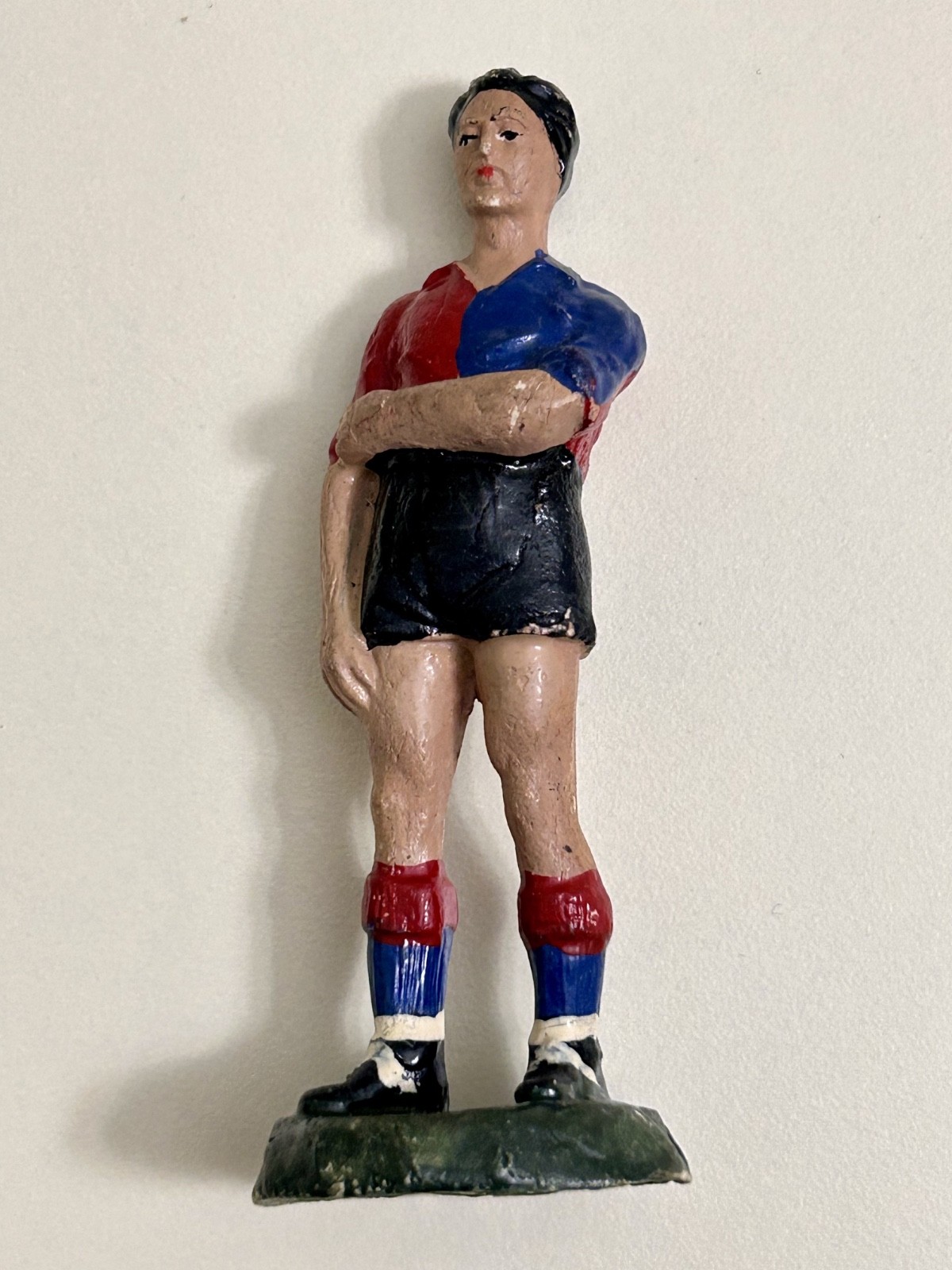 GENOA #5 calciatore in pasta anni 30/40 calcio Genova (ditta CONFALONIERI?)