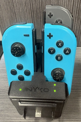 Nyko Charge Block 4-Joy-Con Charging block for Nintendo Switch with 3 joy-cons