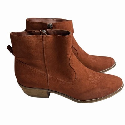 DV8 Dolce Vita Rust Suede Western Ankle Boots Women s Size 10 Side Zip Low Heel