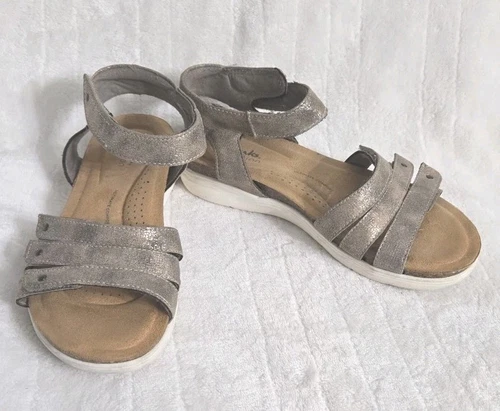 Sandali donna Clarks April Dove cinturino metallizzato comodi estate vacanze tg7