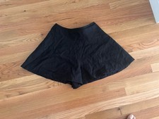 Vince Linen Blend Flounce Shorts Black Size 2