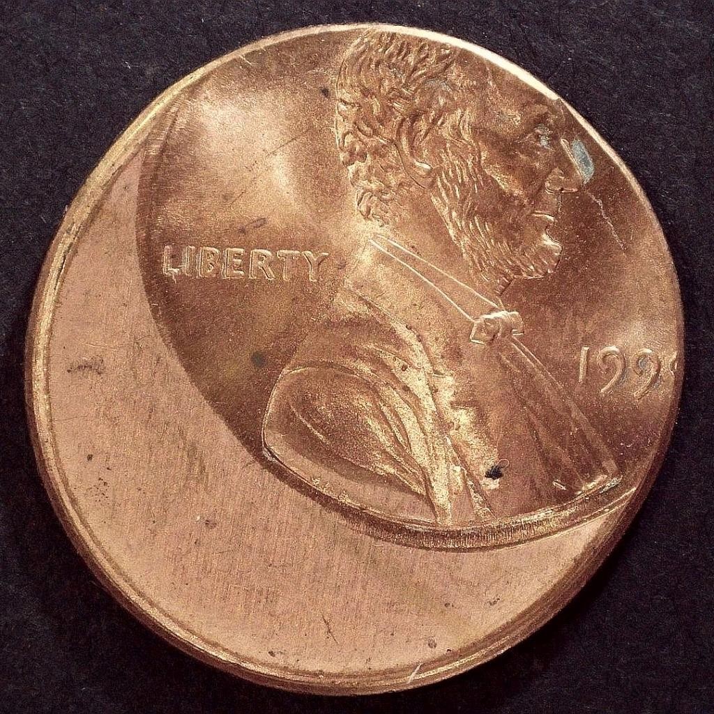 (( ERROR )) 1999 Off Center Lincoln Memorial Penny (( RD ))  ** COINS ** 0616-03