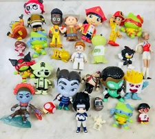 Vintage Mixed Character Toy Figure Lot 30pcs Various Brands Action Figures