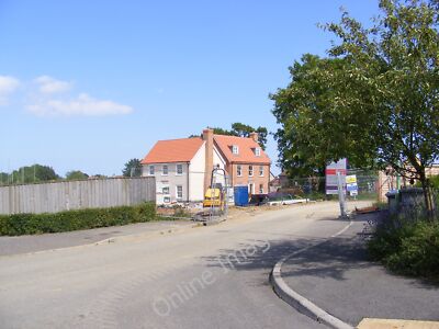 Foto 12x8 neue Wohnsiedlung vor Lambert Close Framlingham c2011