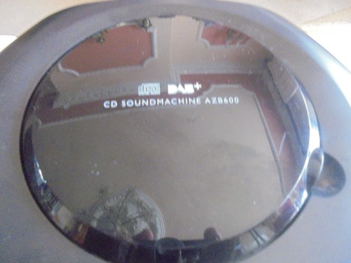 PHILIPS DAB,CD,CASSETTE STEREO BOOMBOX AZB600 PORTABLE COLOR BLACK - Picture 9 of 13