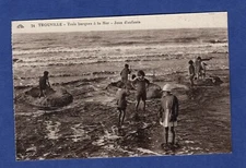 Cq / postcard - postcard / Trouville / "3 boats by the sea - children's games"