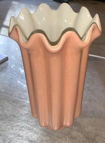 Vintage Red Wing Wavy Ribbed Art Pottery Pale Pink Ivory Vase #1171