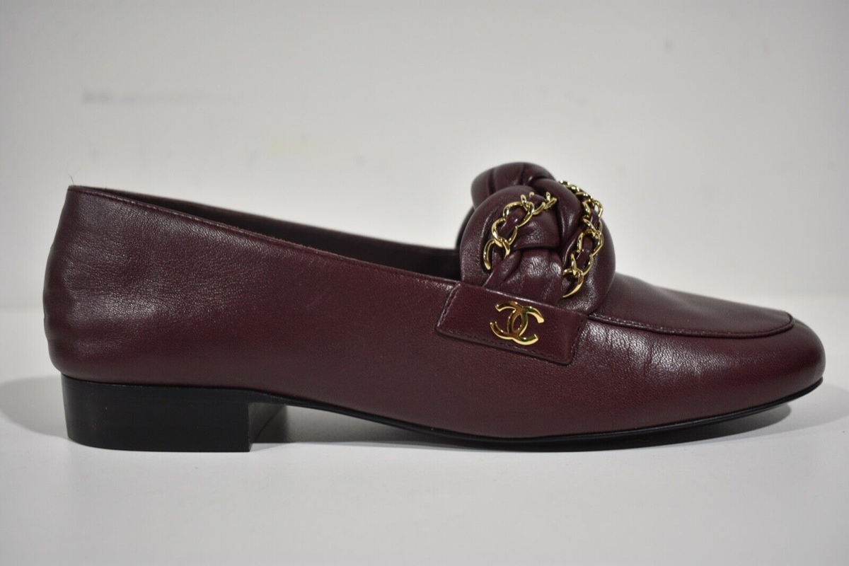 Chanel 17A Burgundy Red Braided CC Logo Gold Chain Slide Loafer