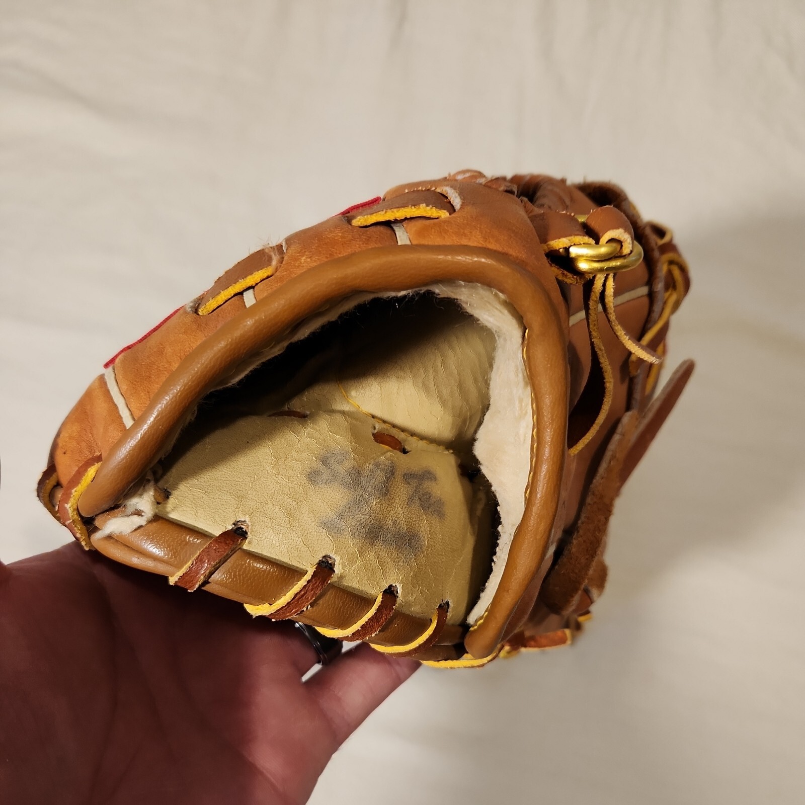 Rawlings RBG4 13” Slanted Basket  Fastback Model Baseball/Softball