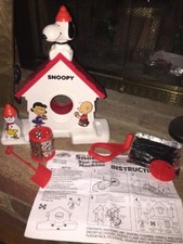 THE ORIGINAL SNOOPY SNO-CONE MACHINE Woodstock Lucy Charlie Brown Collector SET