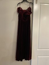 Xscape Burgundy Formal Prom Gown Dress New Without Tags Size 16