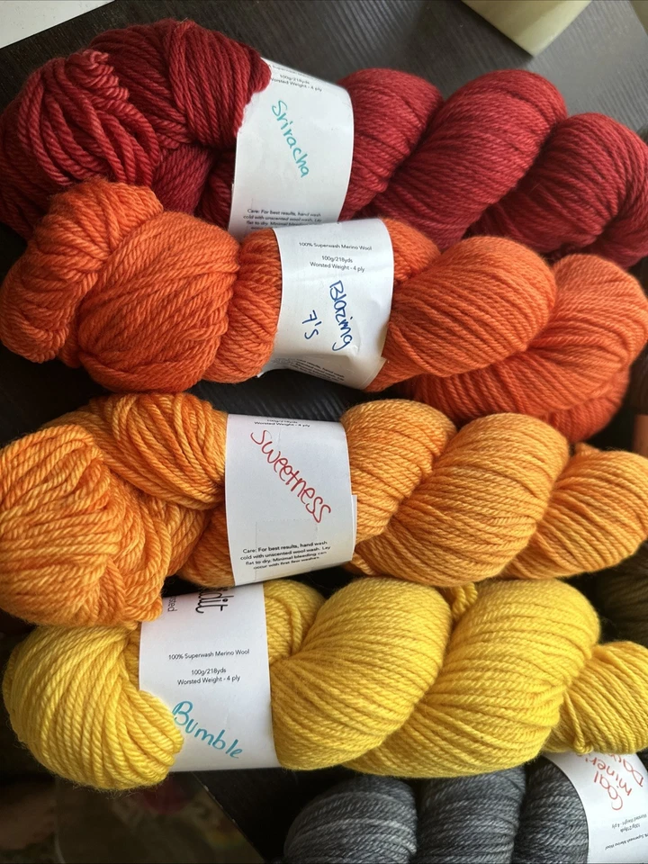 Lolodidit Simple Worsted 100% SW Merino Lot Of 10 Skeins - Image 3 of 4