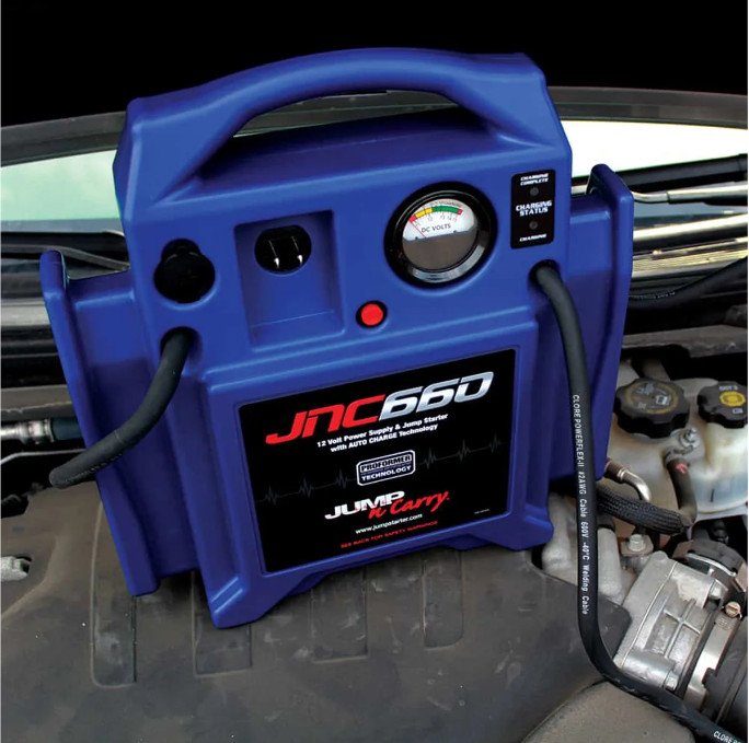 Clore Automotive JNC660 Jump-N-Carry 1700 Peak Amp 12 Volt Jump Starter NEW