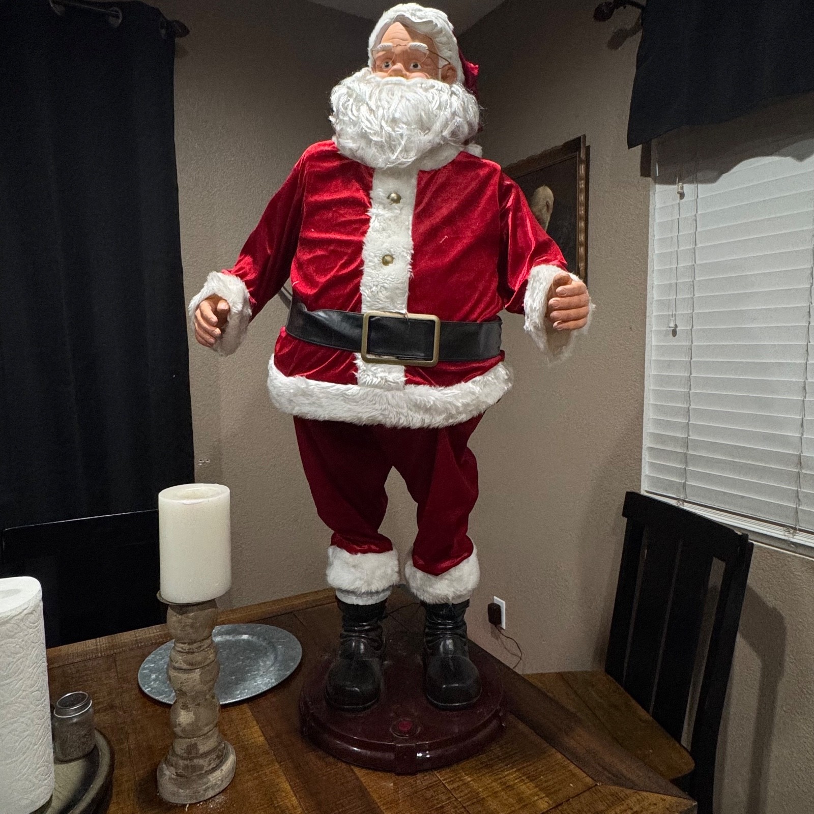 Gemmy Life Size Animated Singing Dancing Christmas Karaoke Santa 4 ft. Tall.