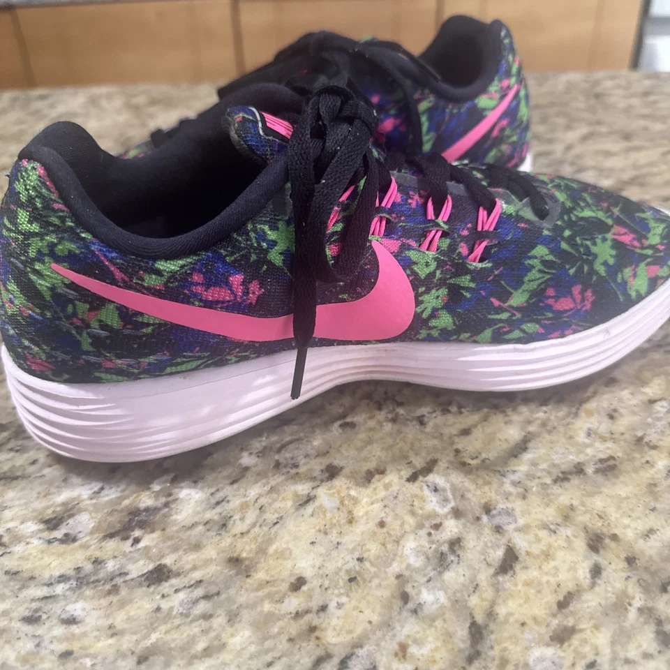 Mujer Nike Lunartempo 2 Floral Zapatos para Correr Talla 7 - 831419-006 Excelente Con. Foto 3 de 4