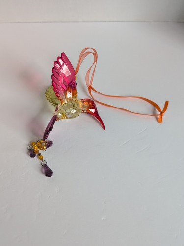 Plastic Hummingbird Sun Catcher - Picture 4 of 8