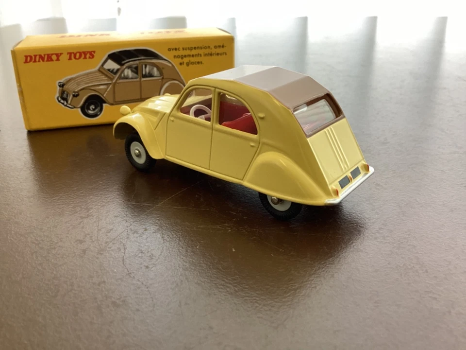 Dinky Toys "Ente" Citroen 2 CV 1:43 in OVP - Bild 4 von 4