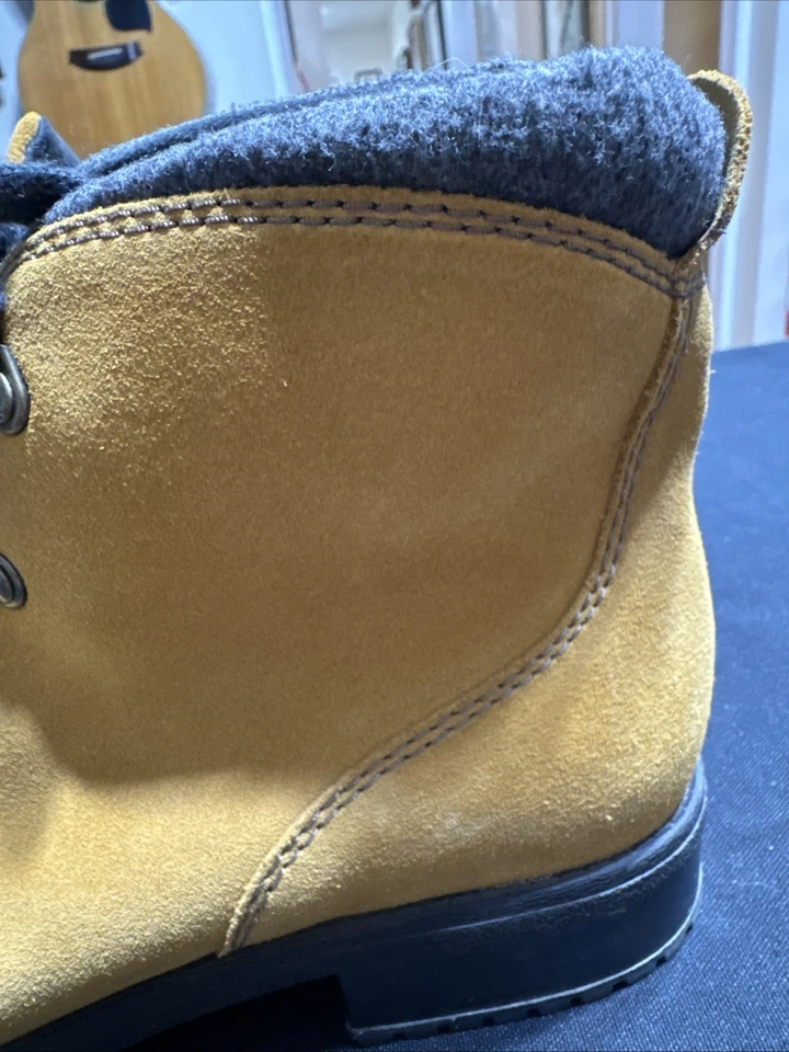 Botas de senderismo Clarks color tostado al tobillo para mujer talla 8 W leñador gamuza con cordones 26122611 Foto 2 de 4