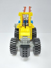 LEGO 8849 TECHNIC TRACTOR (B07004576)