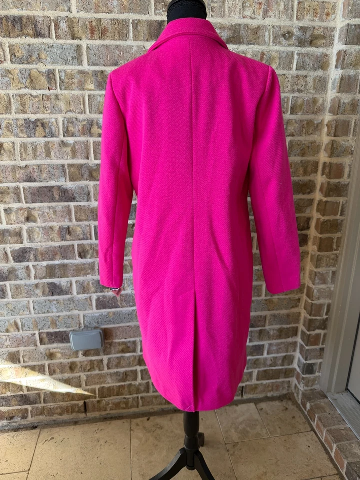 全新带标签 BCBG MAXAZRIA FUCHSIA 粉红色 2 纽扣外套 中号 MSRP - 328 美元 — 第 4/4 张图片
