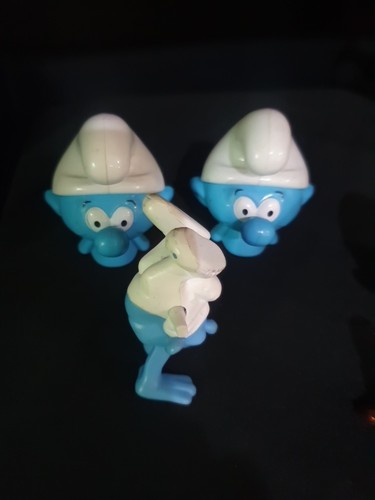 Group Of 3 Smurf Toys - Picture 2 of 4
