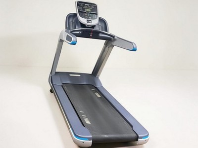 Precor TRM 835 Version 2 Treadmill with P30 Console - Cleaned & Serviced