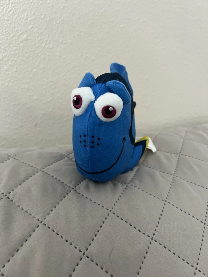 Плюшевая мягкая игрушка-животное Dory Finding Nemo 2016 7 дюймов Disney Pixar рыба синяя - Изображение 2 из 4