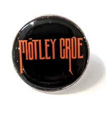 Motley Crue MÖTLEY CRÜE BAND LOGO Enamel Pin BADGE Heavy Metal Rock Brooch Pin