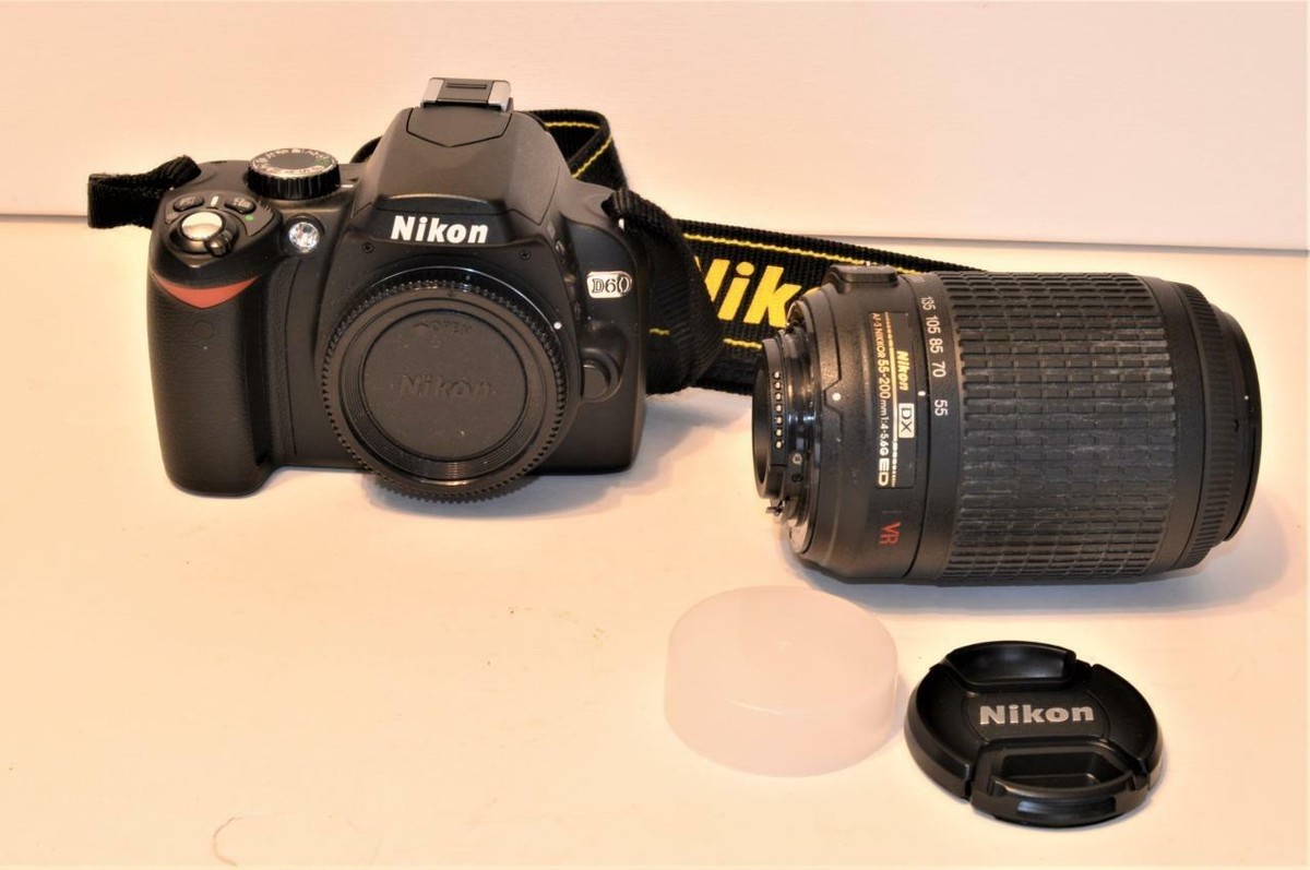 Nikon D60 10.2MP DSLR Camera w Nikon DX AF-S Nikkor 55-200 Nikon D60 10.2MP DSLR Camera w Nikon DX AF-S Nikkor 55-200
