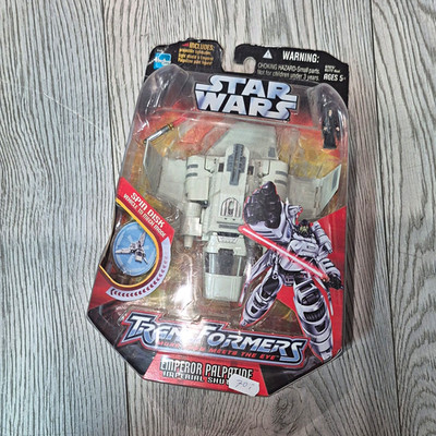 Hasbro Star Wars Transformers Emperor Palpatine/Darth Sidious Imperial Shuttle