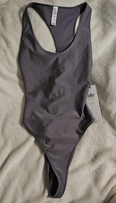 Alo YOGAパープル ボディスーツ Alo Yoga Airlift Barre Bodysuit SIZE XS Purple Dusk NEW WITH