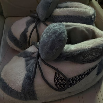 Nike Travis Scott Dior Faux Fur Bootie Slippers Men's Fits Up to Size 14