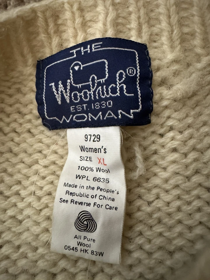 VTG The Woolrich Woman XL 100% Wool Button Cardigan Sweater Sheep Cottagecore - Image 3 of 4