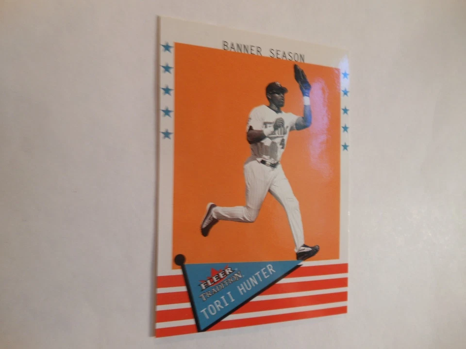 2003 Fleer Tradition Torii Hunter Banner Season #480 Rare Insert #d81/100 Twins - Image 3 of 4