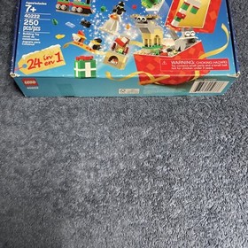 LEGO Seasonal 40222 Christmas Build-Up 100% Complete W/Box & Instructions 
