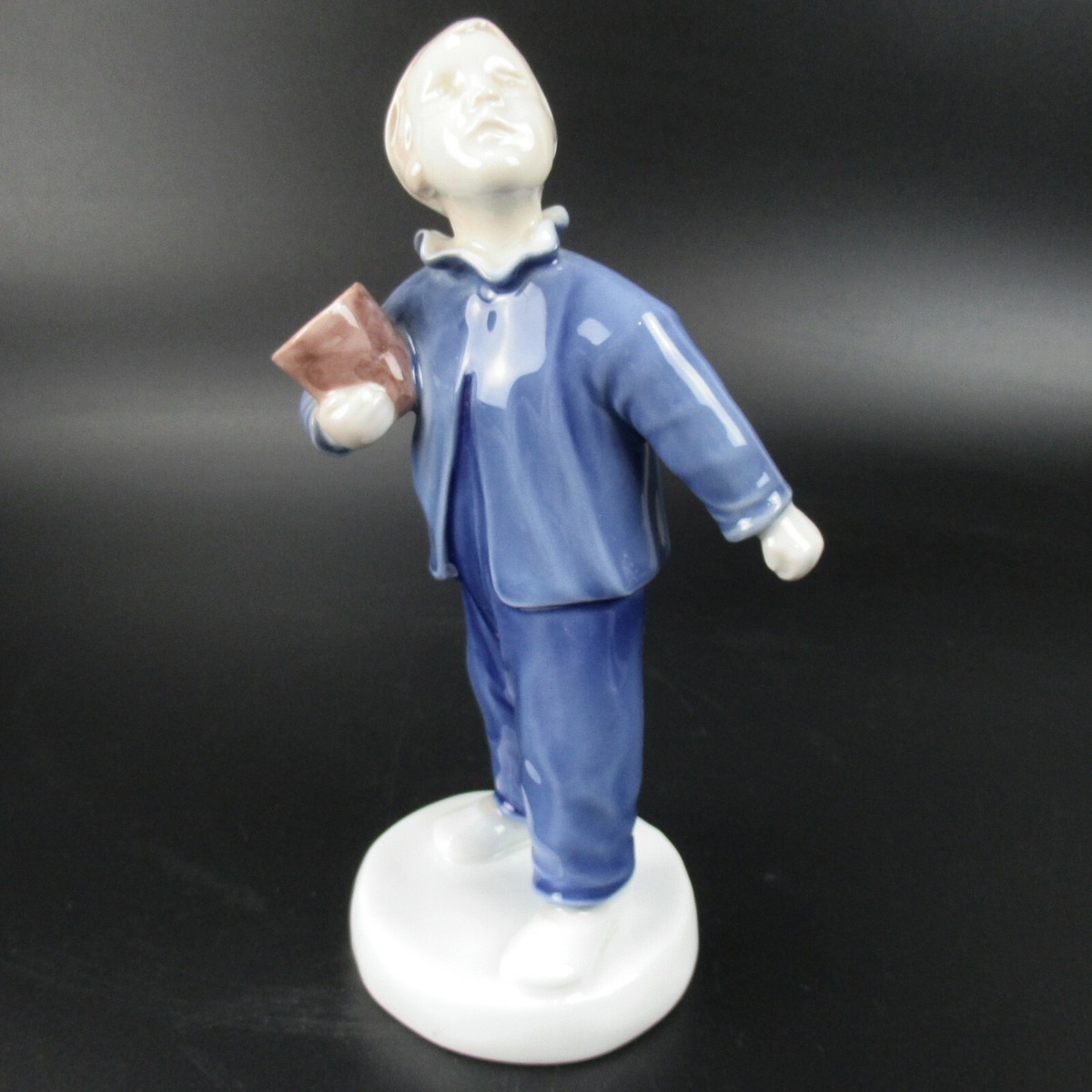 ・Michaela.Ahlmann・高さ２０cm・Ｂ＆Ｇ． Cope・ Bing & Gröndahl Porzellan Figur Michaela Ahlmann Design B&G