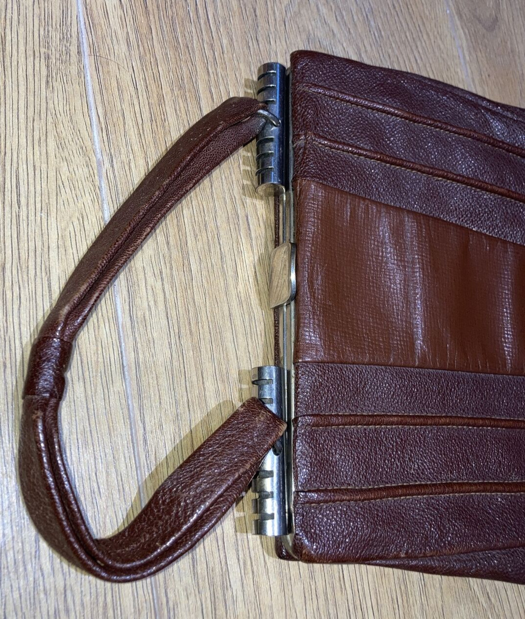 True Vintage Art Deco Brown/Chrome 1930s Top Handle Bag 6