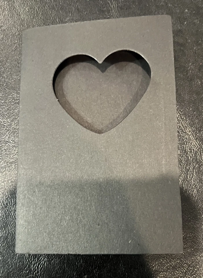 Tarjetas o insertos en blanco artesanales de 3"-4" negro y rojo - A0125 Foto 3 de 4