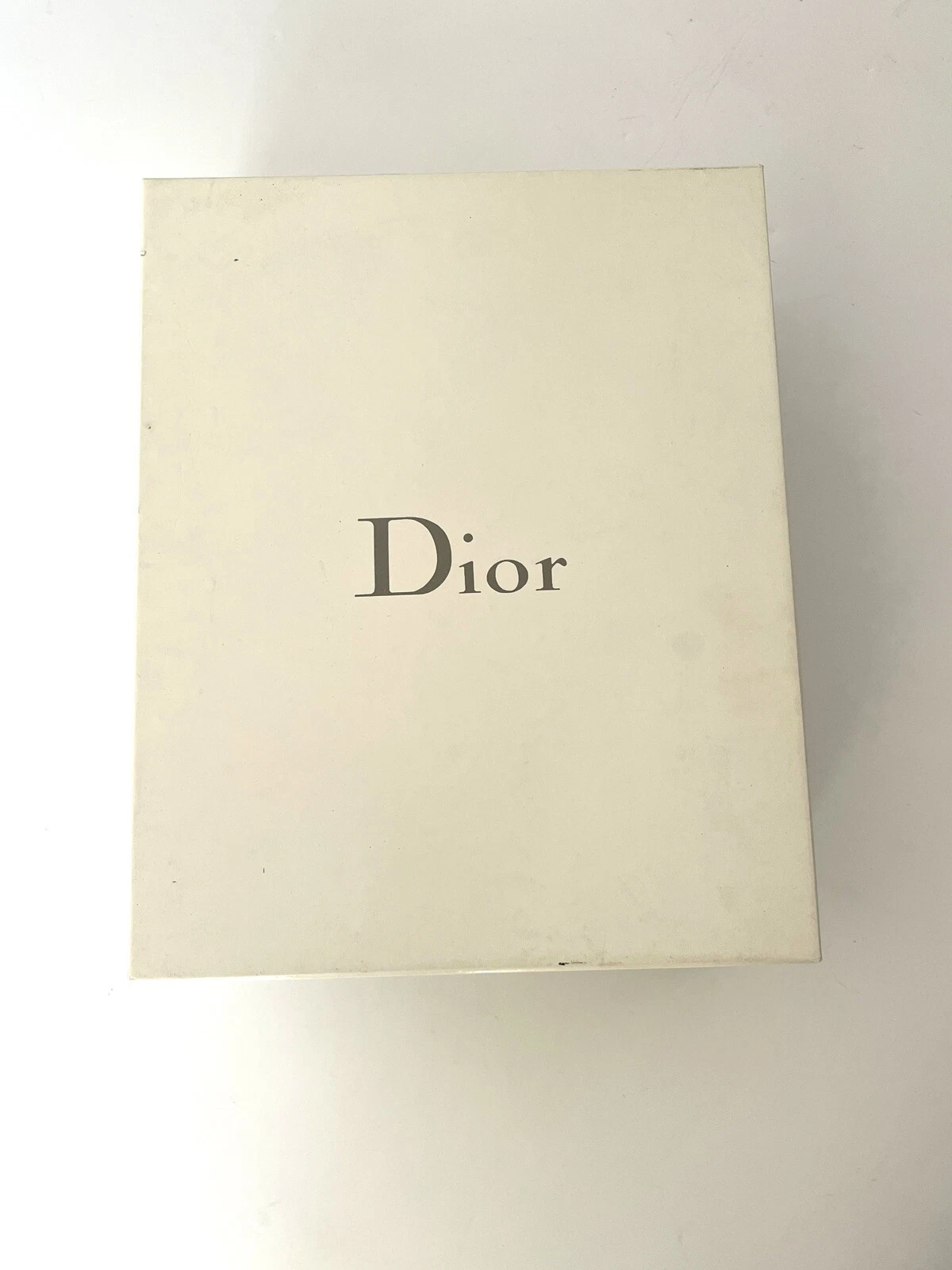 Authentique boîte à chaussures Dior 11,75 x 9,375 x 4,25 pouces
