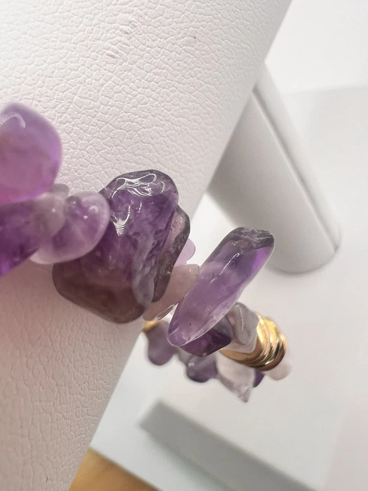 Pulsera de Piedra Amatista Vintage Marca Nordstroms Lentejuelas con Acentos en Tono Dorado Foto 4 de 4