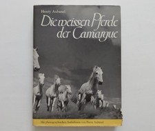 Les Chevaux Blancs De La Camargue
