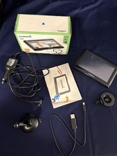 Garmin Nuvi 52LM GPS Navigation System 5” Lifetime Maps Complete Bundle W/Box