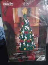 BUCILLA Plaid Felt Decorative Christmas Tree Yummy Tree 84825 New SEALED
