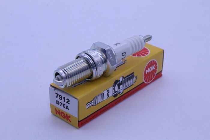 NGK D7EA Spark Plug Wide Heat Range Universal 7912