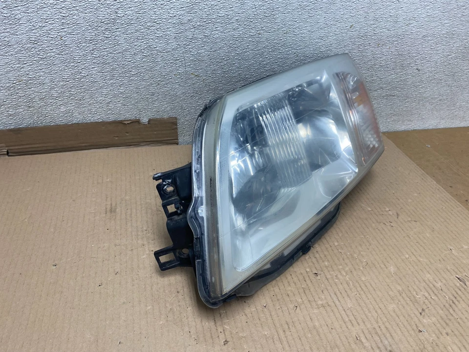 2004 - 2008 Mitsubishi Endeavor Headlight Left Driver Lh Side OEM U2603 DW - Image 3 of 4