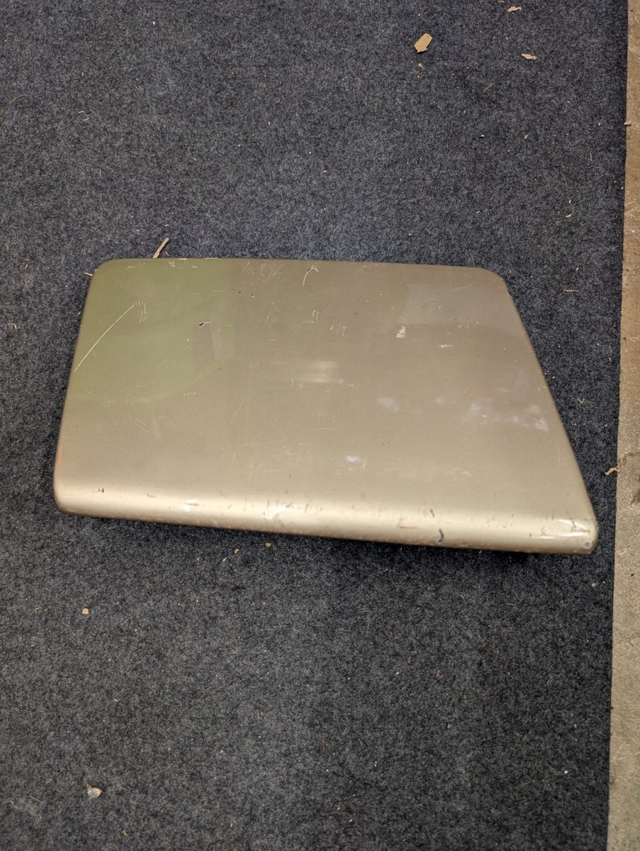 1987 Nissan Z31 300zx Passenger Right Headlight Lid Cover OEM Used