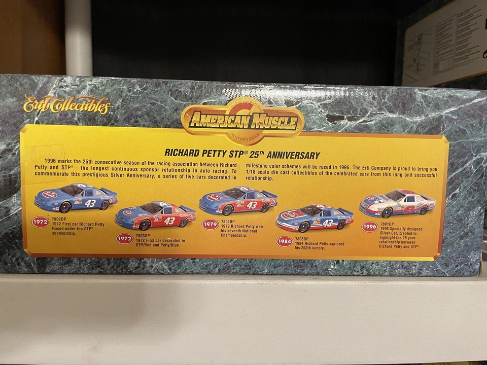 Richard Petty #43 STP 1/18 美国肌肉收藏版 25 周年纪念 — 第 3/4 张图片